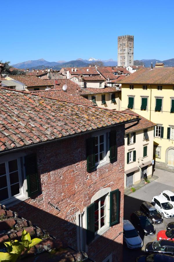 Al Carmine Apartments Towers View With Ac Lucca Exterior foto
